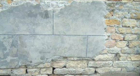 Rénovation d'un mur en pierre
